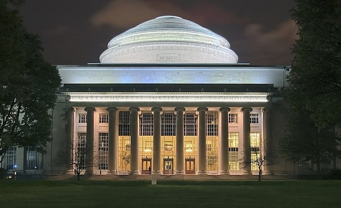 MIT-supplemental-essay-prompts-top-tips